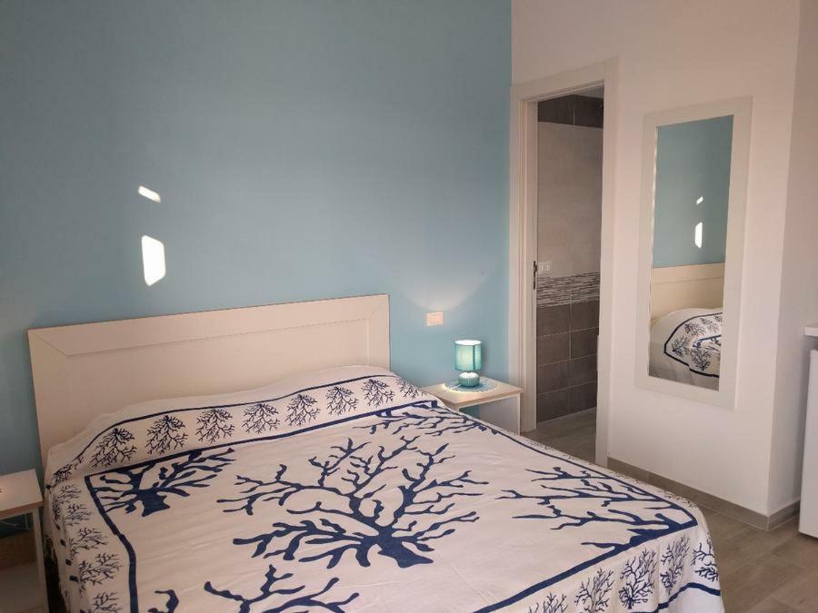 La Bussola Hotel Porto Cesareo Exterior photo